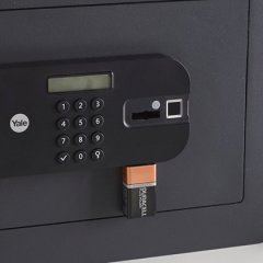 Yale Maksimum Güvenlik Sertifikalı Parmak İzli - Laptop Tipi Motorlu Kasa - YLFM/200/EG1