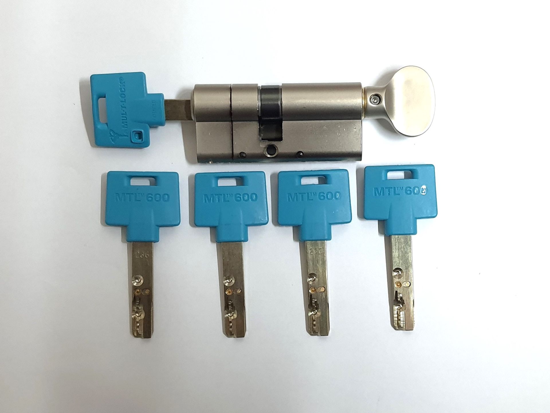 Multlock Mtl600 Interactive Yüksek Güvenli Tuzaklı Çelik Takviyeli Mandallı Barel 69 MM 5 Anahtarlı